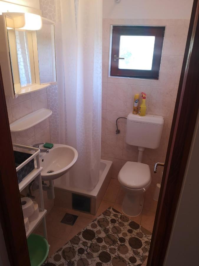 Apartmani Pilon Ždrelac Esterno foto