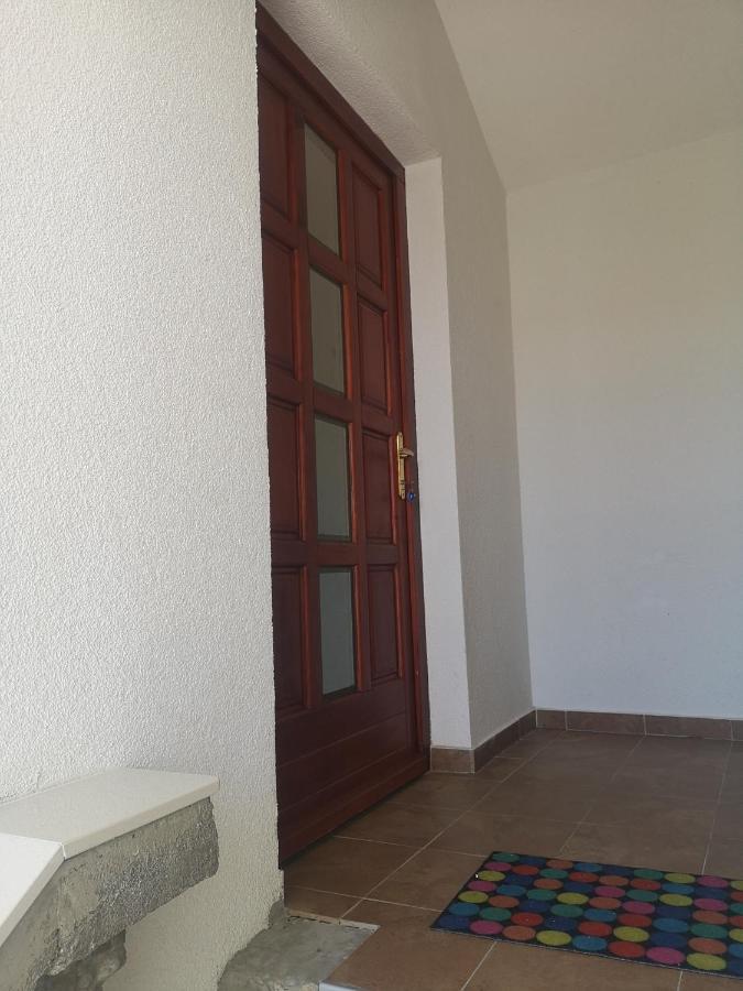 Apartmani Pilon Ždrelac Esterno foto