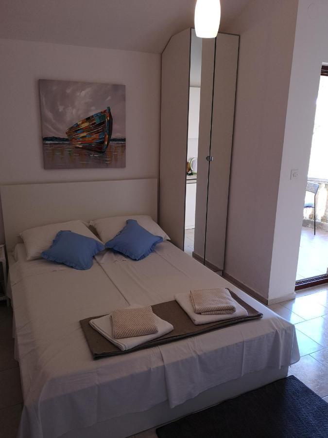 Apartmani Pilon Ždrelac Esterno foto